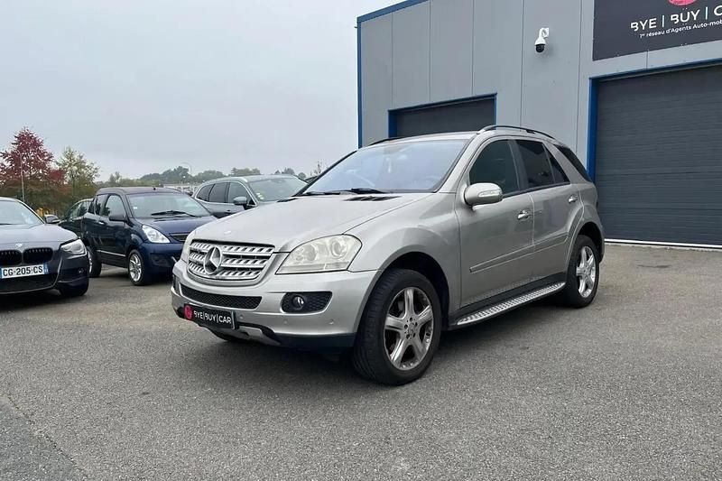 Beige Utilisé 2006 Mercedes ML280 SUV | 4 990 € - Image 1/4