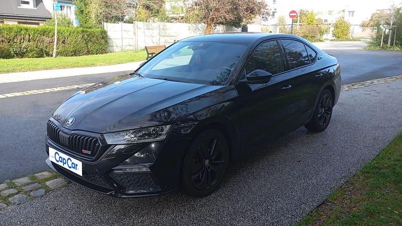 Noir Utilisé 2021 Skoda Octavia RS Berline | 20 990 € - Image 1/3