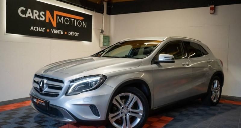 Gris Occasion 2014 Mercedes GLA220 SUV | 17 990 € (Bon prix) - Image 1/4