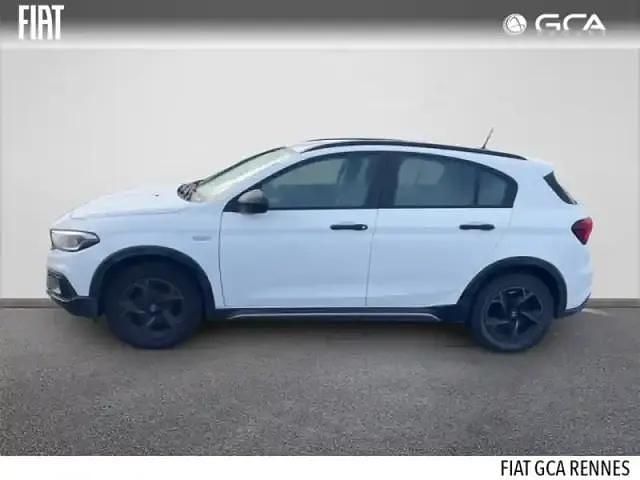 Occasion Fiat Tipo Cross 101 ch (74 kW) 2022 Blanc Berline