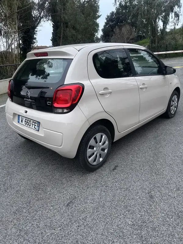 Image 2/4