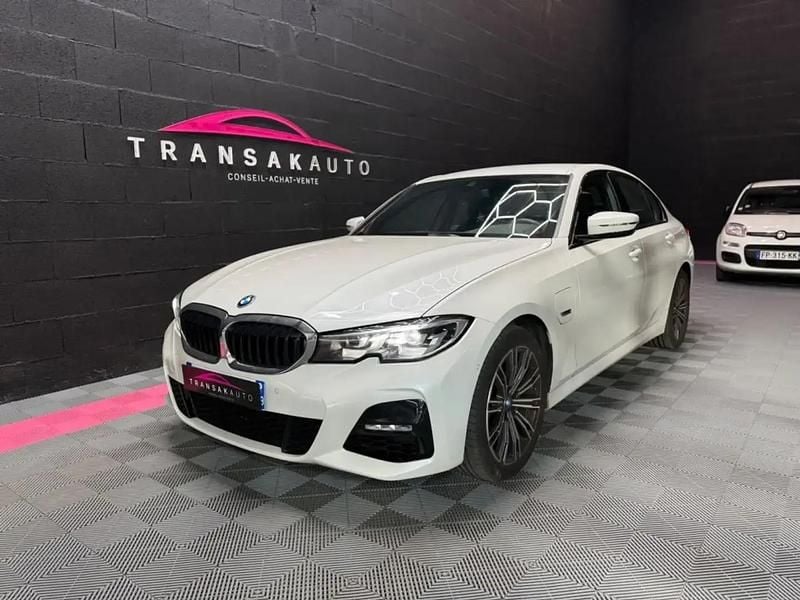 Blanc Utilisé 2021 BMW 320e M Sport Berline | 32 990 € (Prix assez cher) - Image 1/4