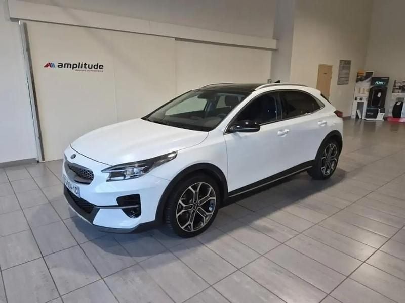 Blanc Utilisé 2020 Kia Ceed Premium SUV | 19 999 € (Prix juste) - Image 1/4