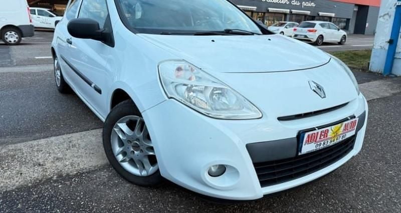 Occasion Renault Clio III Expression 76 ch (55 kW) 2009 Blanc Citadine