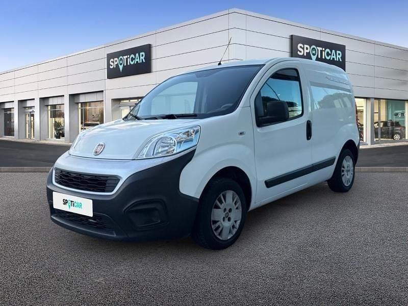 Blanc Utilisé 2019 Fiat Fiorino Monospace | 9 990 € - Image 1/4