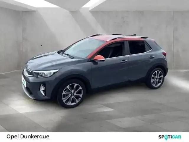 Gris magnétique / toit orange Utilisé 2020 Kia Stonic Launch Edition SUV | 14 990 € - Image 1/4