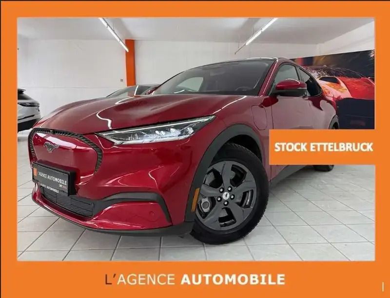 Rouge Utilisé 2021 Ford Mustang Mach-E Extended Range SUV | 29 900 € - Image 1/4