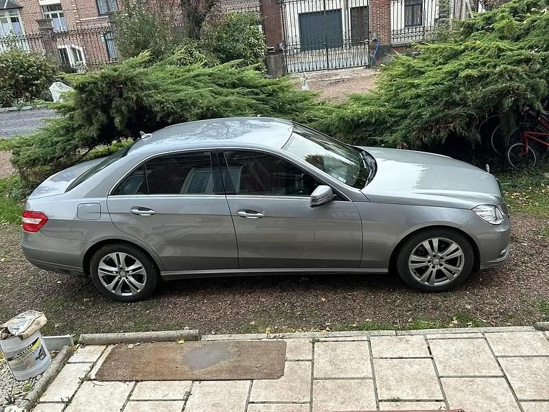 Occasion 2012 Mercedes E200 Avantgarde Berline | 7 800 € - Image 1/4