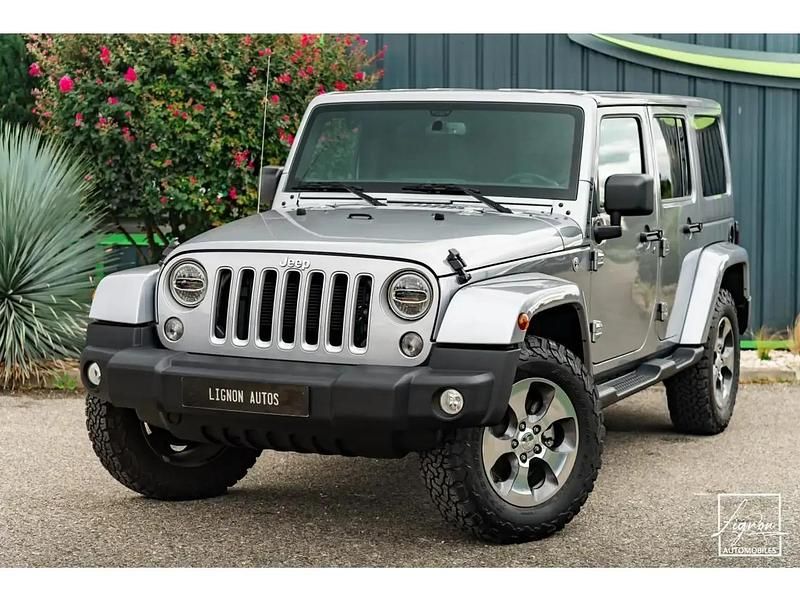 Gris Utilisé 2017 Jeep Wrangler Unlimited Sahara SUV | 49 990 € (Bon prix) - Image 1/4