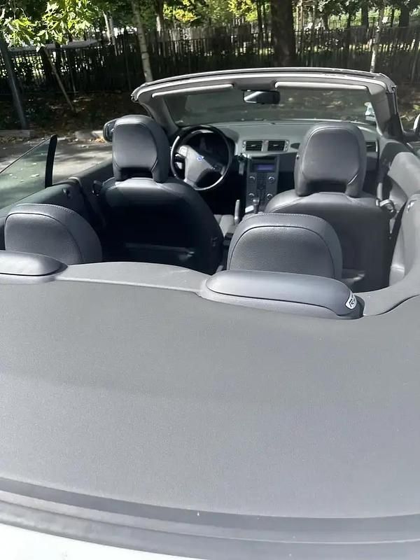 Blanc Utilisé 2009 Volvo C70 Cabriolet | 5 800 € - Image 1/4