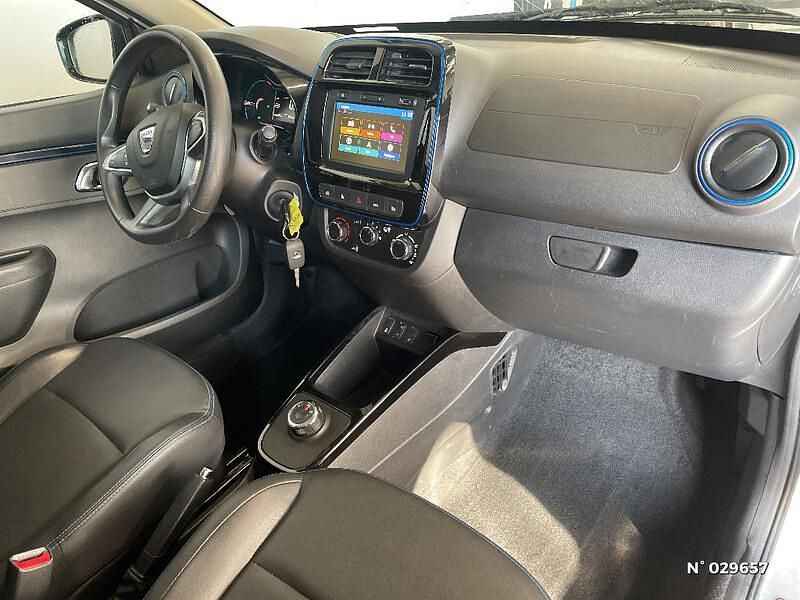Occasion Dacia Spring Essentiel 33 kW (45 ch) 2022 Gris Citadine