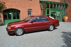 Rouge Utilisé 1991 Mercedes 230 Coupé | 17 900 € - Image 1/4