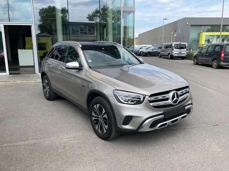 Beige Utilisé 2020 Mercedes GLC300 Avantgarde Citadine | 36 500 € (Prix juste) - Image 1/4