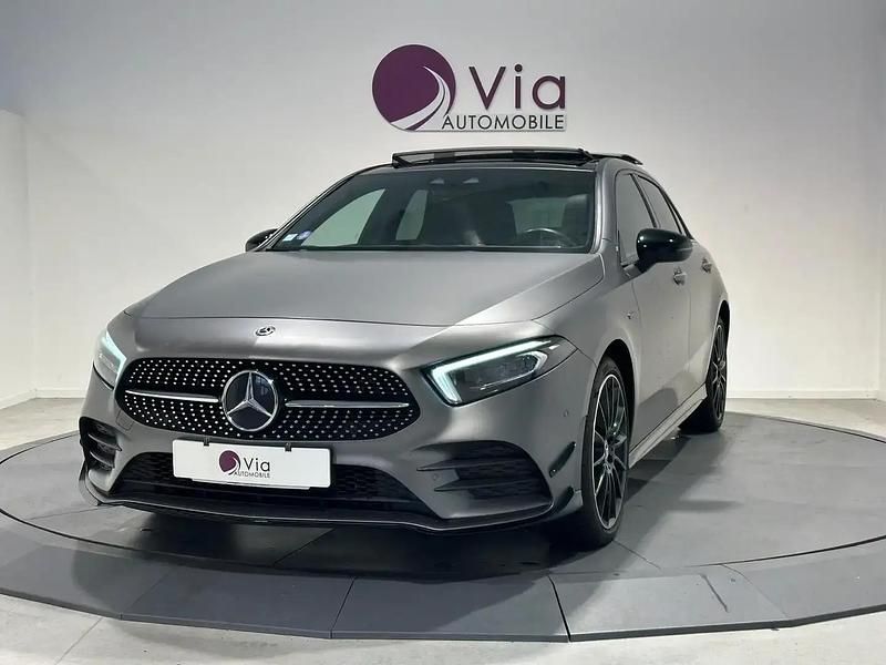Gris Occasion 2021 Mercedes A250 AMG line Berline | 27 990 € (Prix assez cher) - Image 1/4