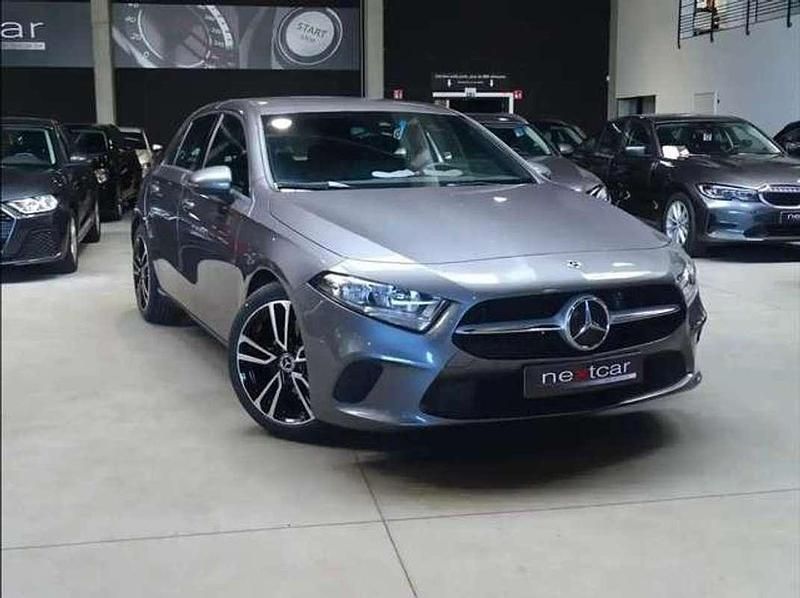 Occasion Mercedes A180 Style 116 ch (85 kW) 2019 Gris Berline