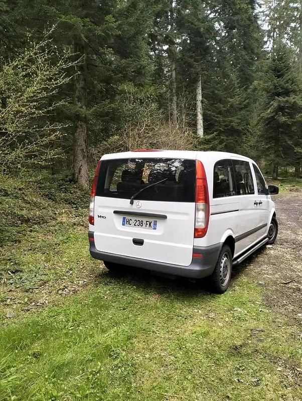 Blanc Utilisé 2011 Mercedes Vito Monospace | 13 500 € - Image 1/4
