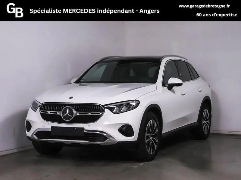 Blanc Utilisé 2024 Mercedes GLC220 Avantgarde SUV | 67 800 € - Image 1/4