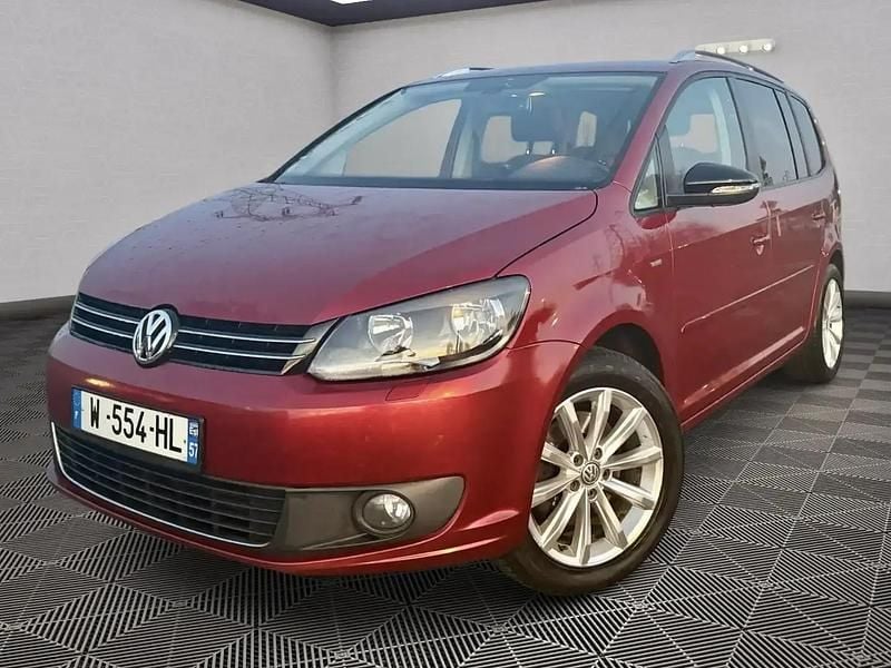 Rouge Occasion 2012 VW Touran Match Monospace | 12 999 € (Prix assez cher) - Image 1/4