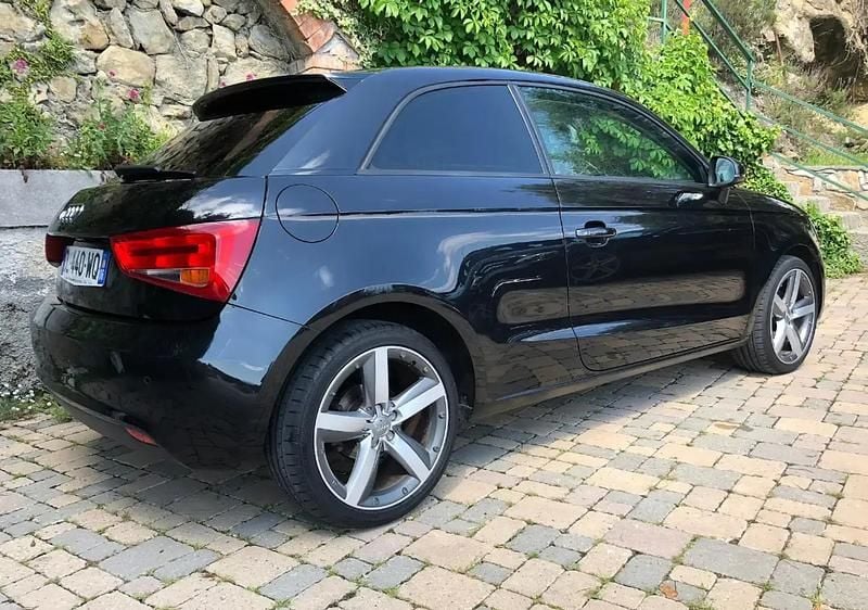 Occasion Audi A1 Ambition 90 ch (66 kW) 2012 Noir Citadine