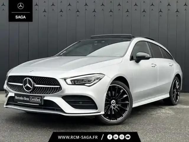 Gris clair Utilisé 2022 Mercedes CLA250e AMG line Berline | 36 900 € - Image 1/4