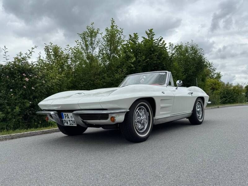 Occasion Chevrolet Corvette Stingray 250 ch (183 kW) 1963 Blanc Cabriolet