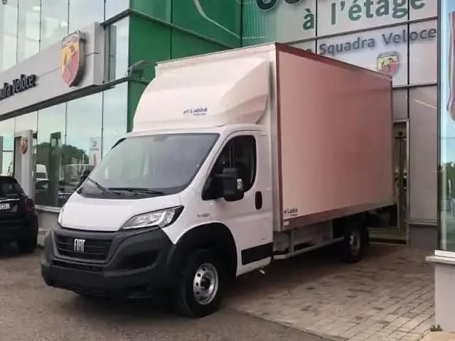 Blanc icy Nouvelle 2025 Fiat Ducato S Van | 44 980 € - Image 1/4