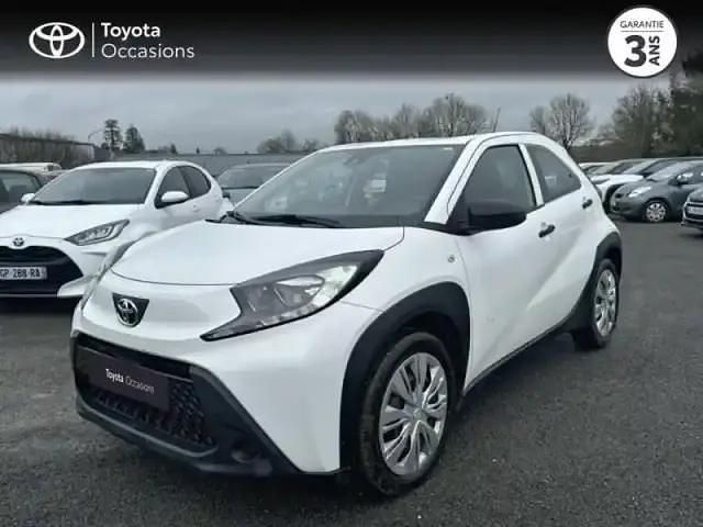 Blanc Utilisé 2022 Toyota Aygo Active Citadine | 14 490 € (Prix juste) - Image 1/4