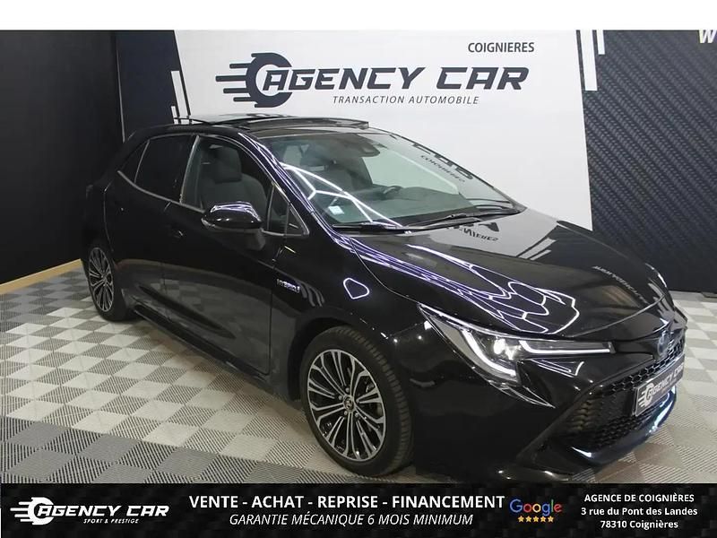Noir Utilisé 2019 Toyota Corolla Design Berline | 16 899 € (Prix assez cher) - Image 1/4