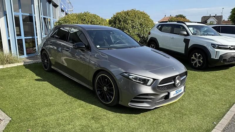 Gris Utilisé 2018 Mercedes A220 AMG line Berline | 25 990 € - Image 1/4