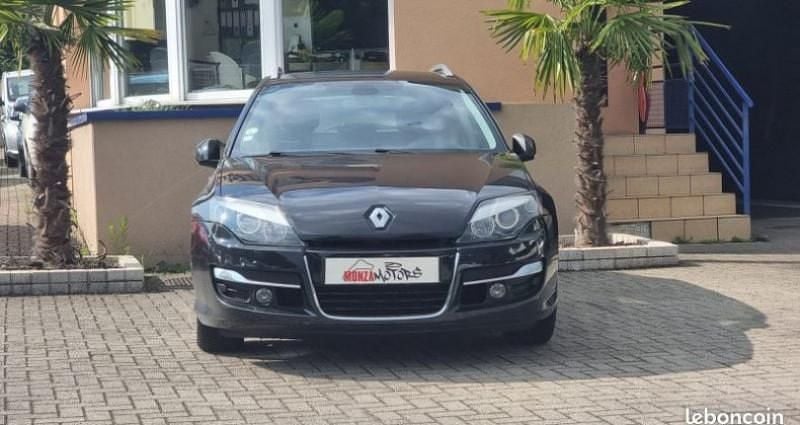 Noir Utilisé 2011 Renault Laguna III Business Break | 6 900 € (Prix juste) - Image 1/4