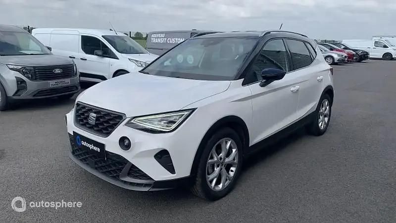 Blanc Utilisé 2021 Seat Arona FR SUV | 17 999 € (Prix juste) - Image 1/4