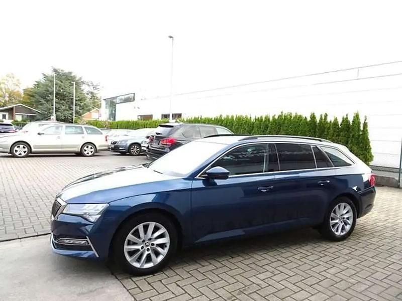 Occasion Skoda Superb 156 ch (114 kW) 2021 Bleu Break