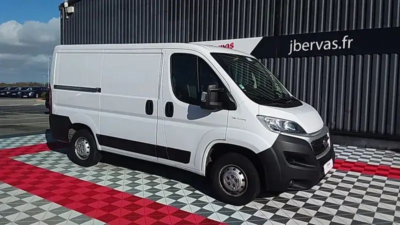 Blanc Utilisé 2018 Fiat Ducato Van | 21 290 € (Prix juste) - Image 1/4
