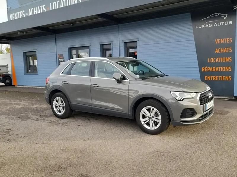 Gris Utilisé 2020 Audi Q3 Business SUV | 21 500 € - Image 1/4