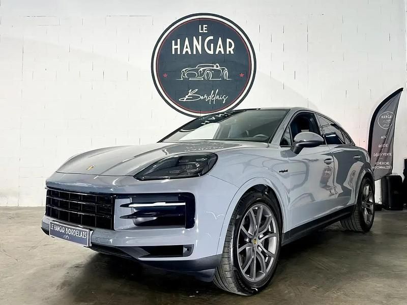Utilisé 2024 Porsche Cayenne SUV | 124 990 € (Prix cher) - Image 1/4