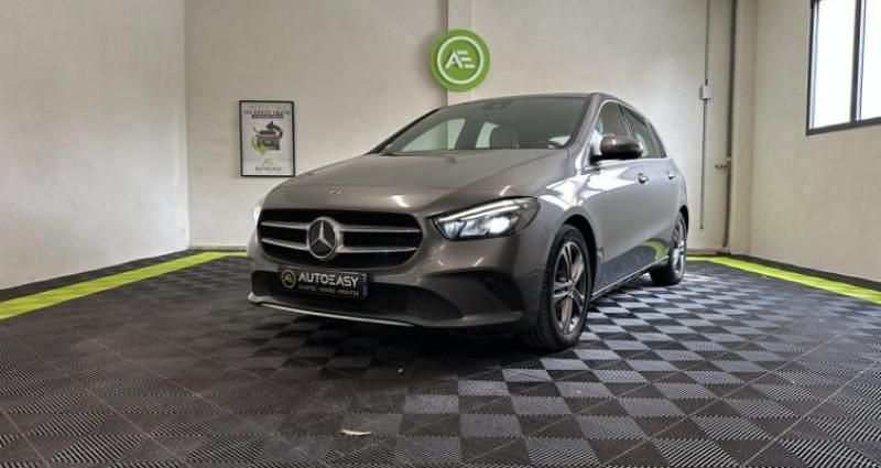 Noir Utilisé 2019 Mercedes B200 Business Monospace | 18 990 € (Prix juste) - Image 1/4