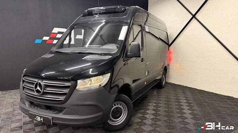 Occasion Mercedes Sprinter 171 ch (125 kW) 2024 Noir Van