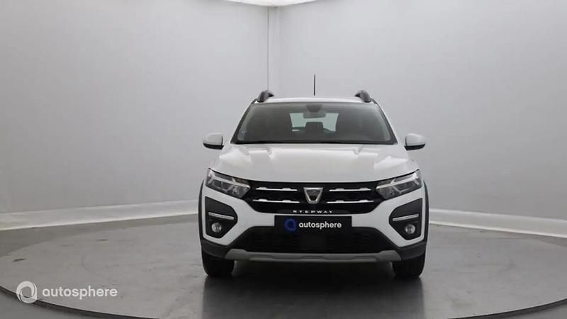 Image 2/4