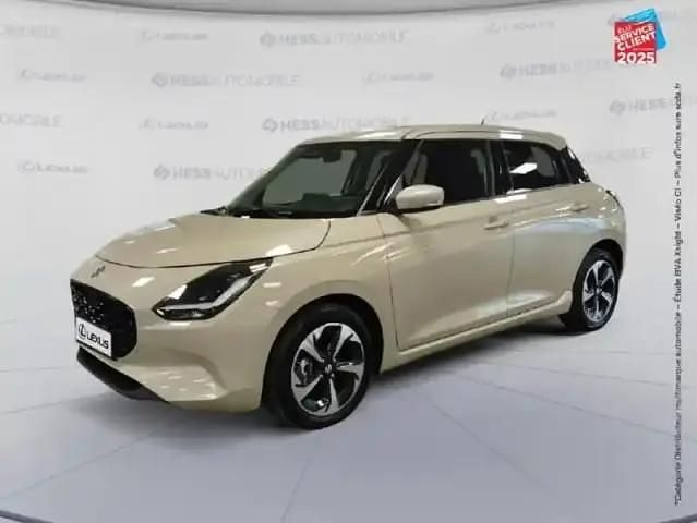 Occasion Suzuki Swift 84 ch (61 kW) 2025 Caravan ivory pearl metal Berline