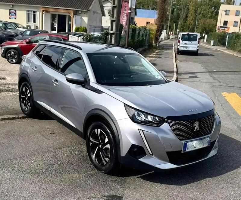 Gris Utilisé 2021 Peugeot 2008 Allure SUV | 13 990 € (Prix juste) - Image 1/4