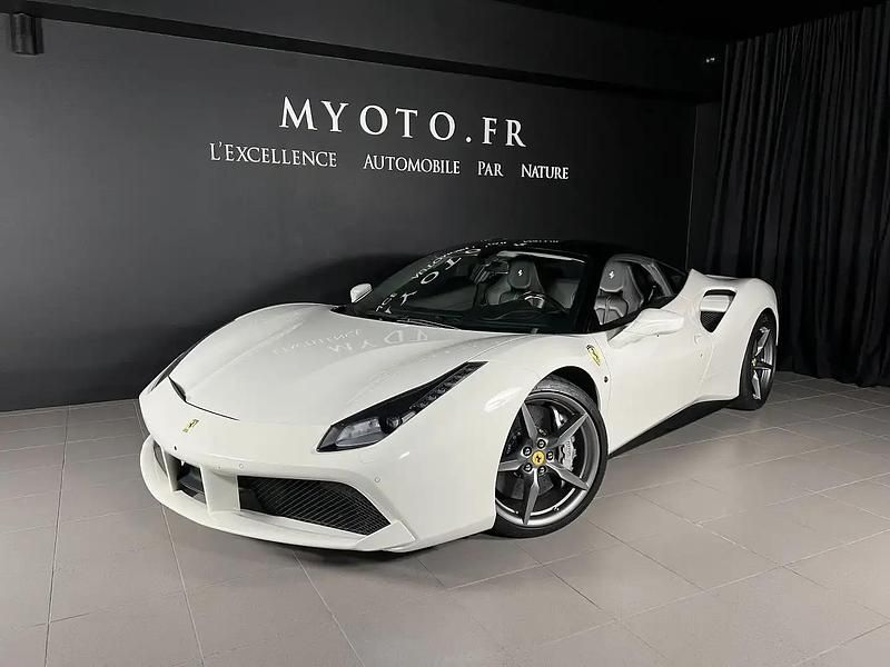 Blanc Occasion 2015 Ferrari 488 Coupé | 219 900 € (Prix juste) - Image 1/4