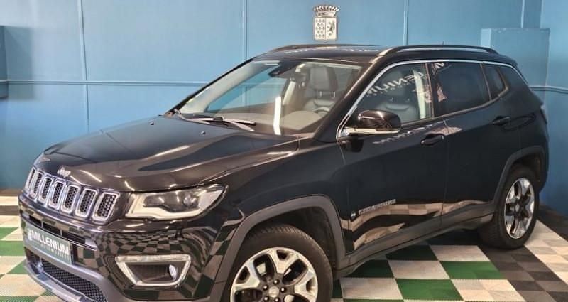 Noir Utilisé 2017 Jeep Compass Limited SUV | 16 990 € (Prix juste) - Image 1/4
