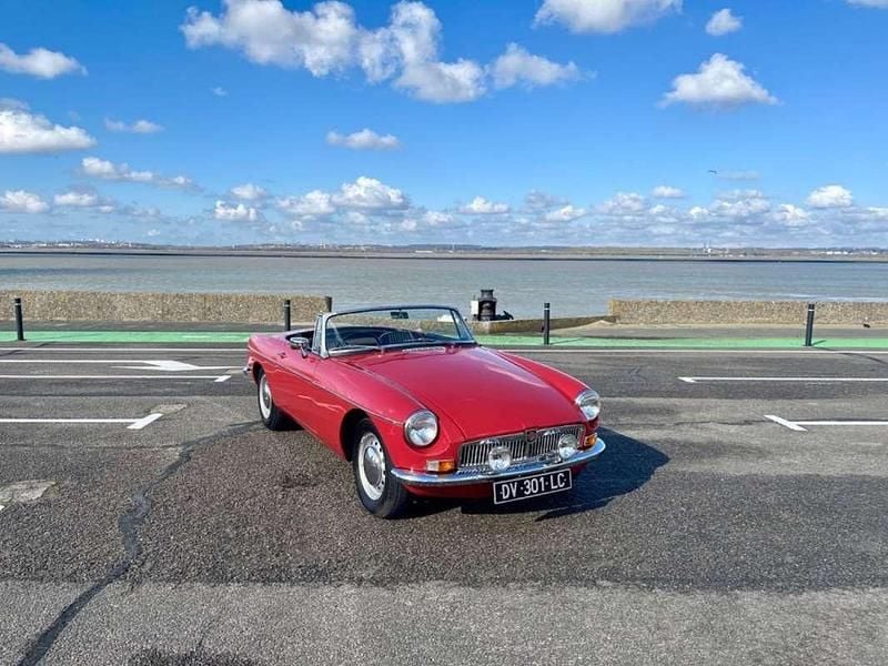 Occasion MG B 98 ch (72 kW) 1963 Rouge Cabriolet