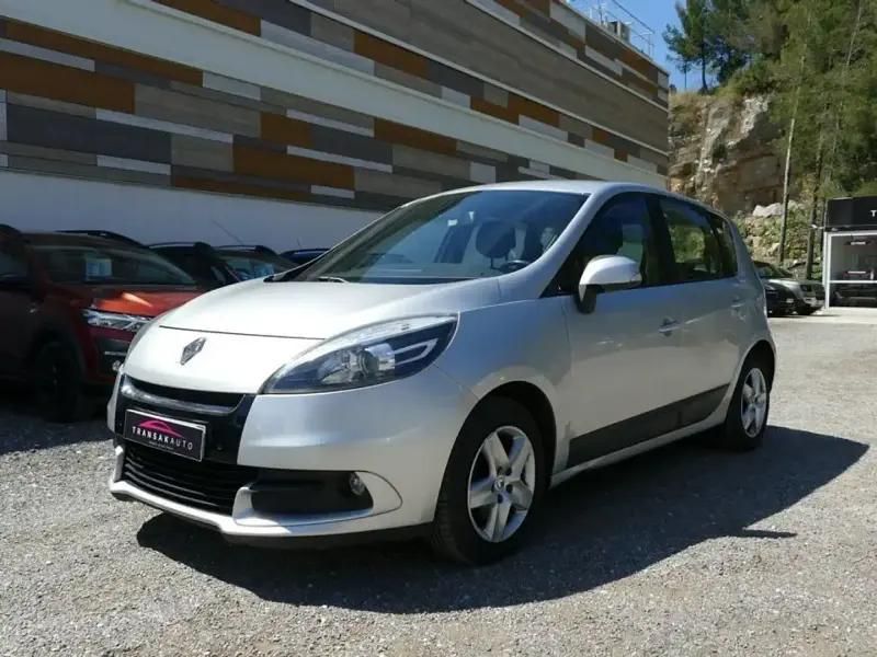 Gris Utilisé 2012 Renault Scénic III Business Monospace | 6 490 € (Bon prix) - Image 1/4