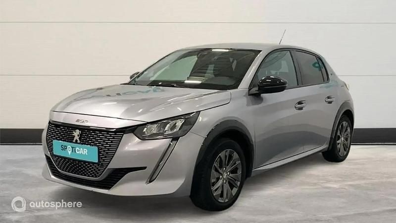 Gris Utilisé 2022 Peugeot e-208 Allure Citadine | 16 999 € (Prix juste) - Image 1/4