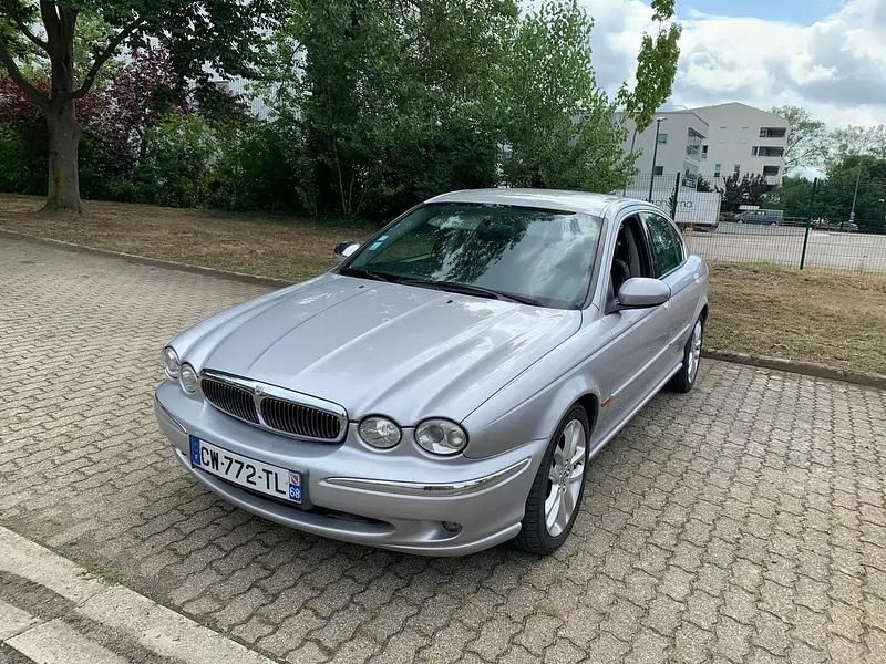 Argent Utilisé 2001 Jaguar X-type Berline | 3 900 € - Image 1/4