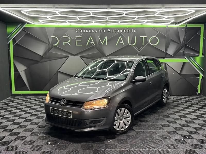 Gris Occasion 2010 VW Polo Berline | 7 990 € (Prix juste) - Image 1/4