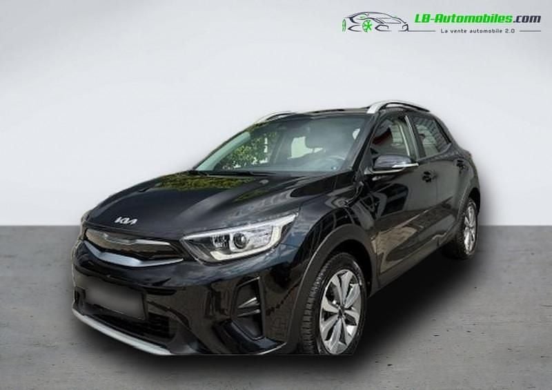 Utilisé 2024 Kia Stonic SUV | 24 000 € (Prix juste) - Image 1/4