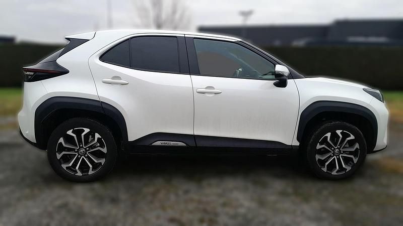 Occasion Toyota Yaris Hybrid Design 92 ch (67 kW) 2021 Blanc