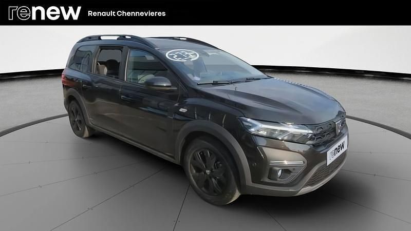 Noir Utilisé 2022 Dacia Jogger Extreme Break | 16 990 € (Bon prix) - Image 1/4